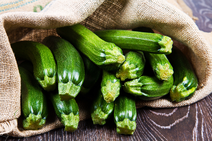 freshpoint-produce 101 summer squash zucchini bag